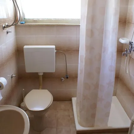 In Krk/insel Krk 14323 Apartment *